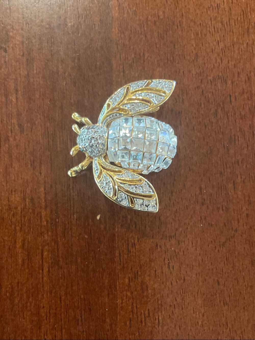 Gold Crystal Bee Brooch - Elegant Women's Jewelry